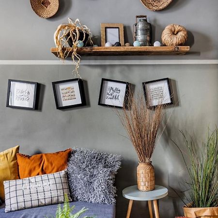 شقة Cocoon, Atypical Flat In Historic Center & Breakfast سارزانا المظهر الخارجي الصورة