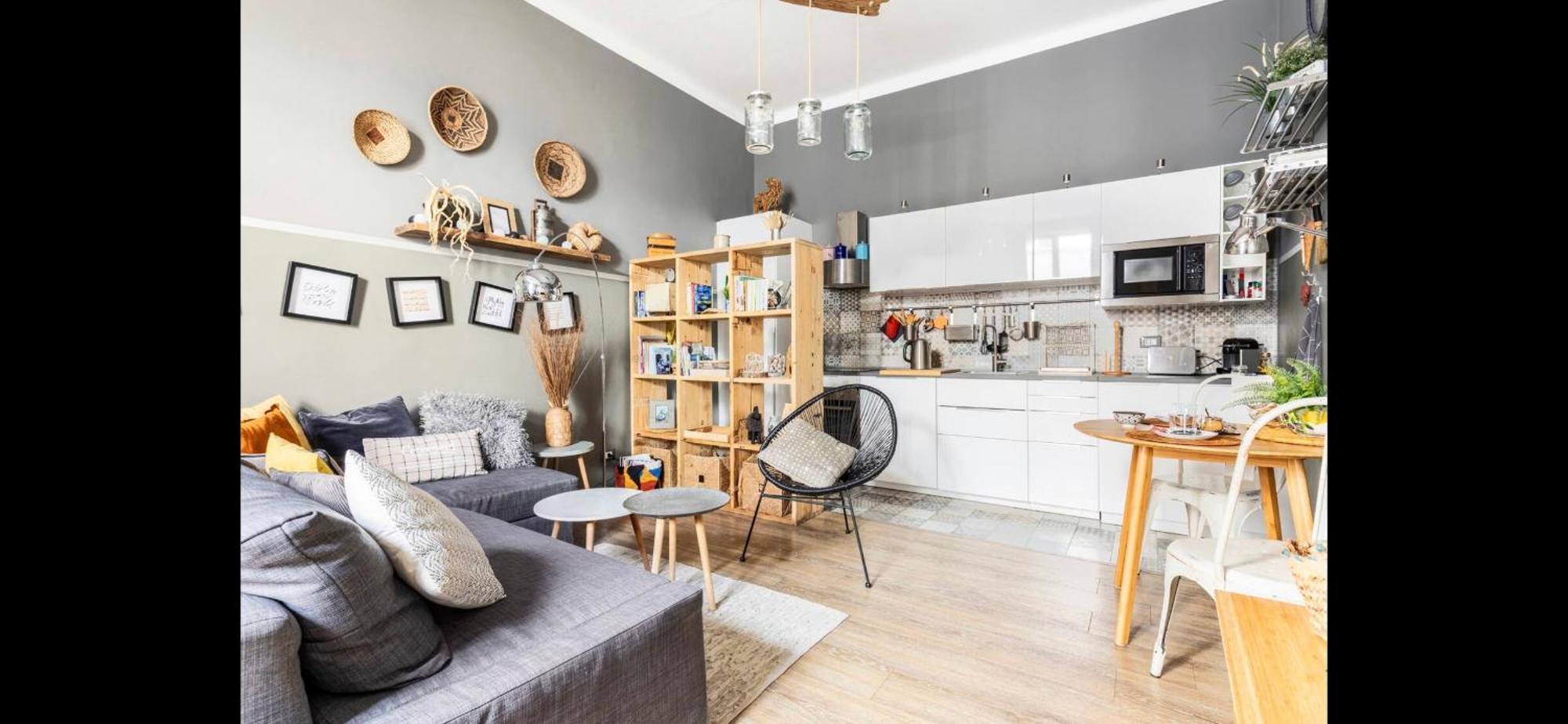 شقة Cocoon, Atypical Flat In Historic Center & Breakfast سارزانا المظهر الخارجي الصورة